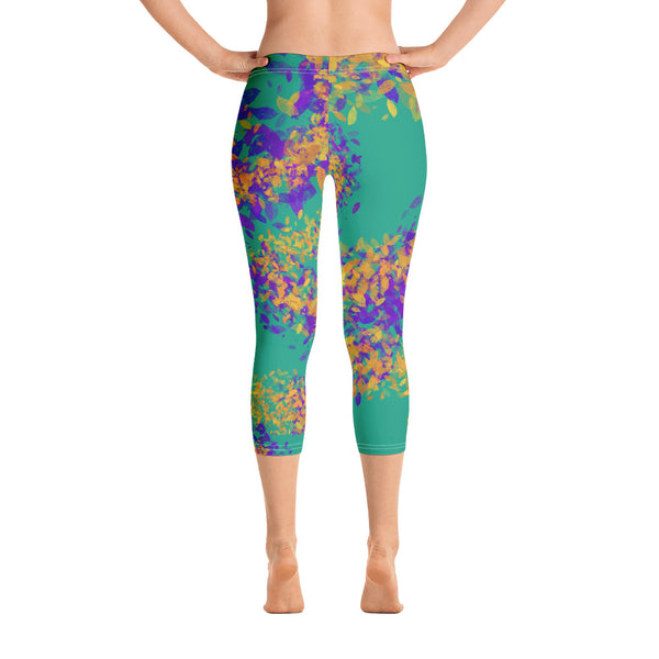Leaves Blowing Capri Leggings
