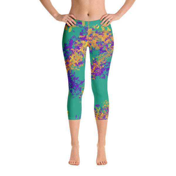 Leaves Blowing Capri Leggings
